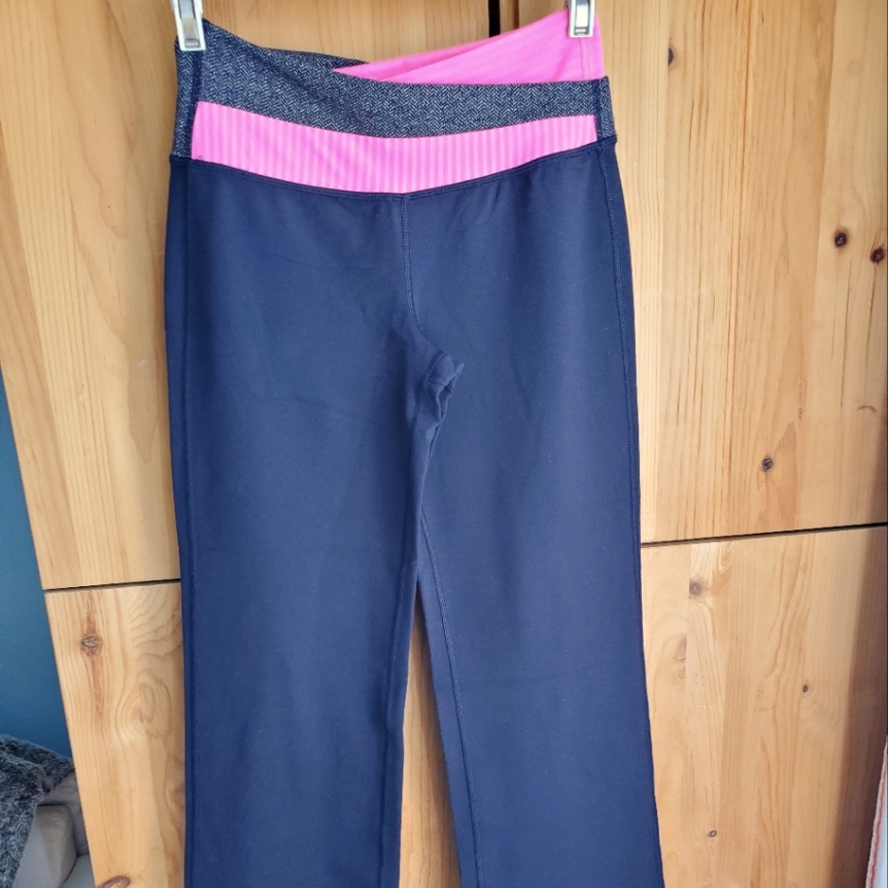 Lululemon Astro Yoga Pants Dark Navy Straight Leg size 4
